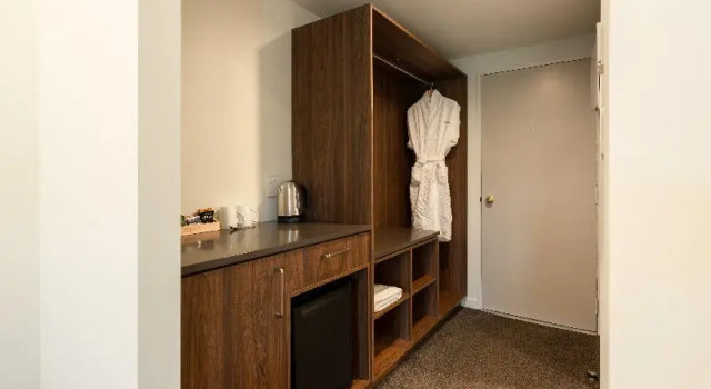 Номер Standard с балконом Edgewater Hotel