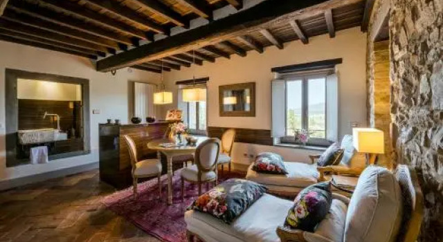 Vitigliano Tuscan Relais & Spa, Book Ferieresort Resorthoteller i Chianti, Ferieresort