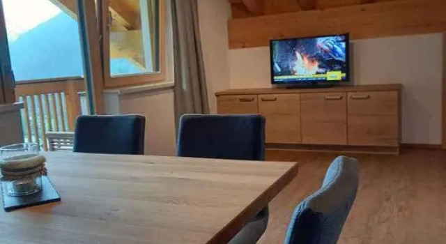 Holiday home in Kappl Paznauntal 42411, Prenota Hotel Hotel a Tirolo con parcheggio, Parcheggio