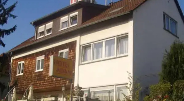 Adam, Book Hotel Saarbruecken 