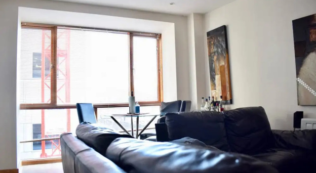 Spacious Ifsc 2 Bedroom Flat With Balcony, Забронировать Отель Дублин Каунти Дублин, рядом с Резиденция лорд-мэра Дублина
