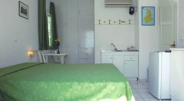 Villa Smaragda, Book Villa Azolimnos Syros