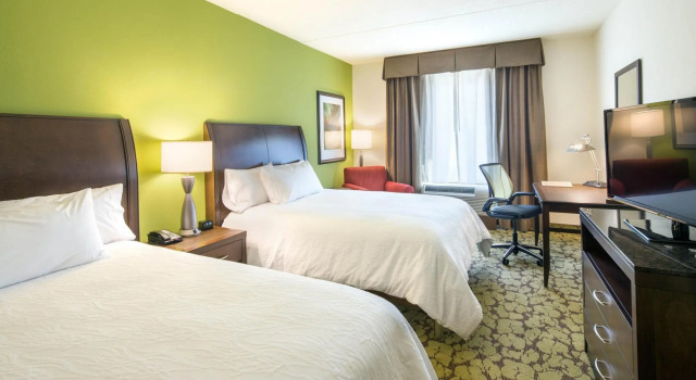 Четырёхместный номер Standard Hilton Garden Inn Pascagoula