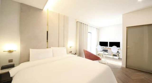 Люкс Munhyeon Signature Denbasta Hotel