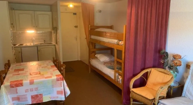 Appartement Mont-Dore, 2 pièces, 6 personnes - FR-1-415-115