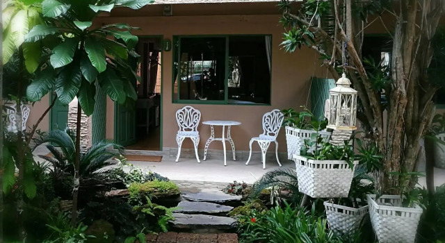 Tree Touch Pattaya, Забронировать Отель Отели Паттайя с парковкой, рядом с Пляж Паттайя, Парковка
