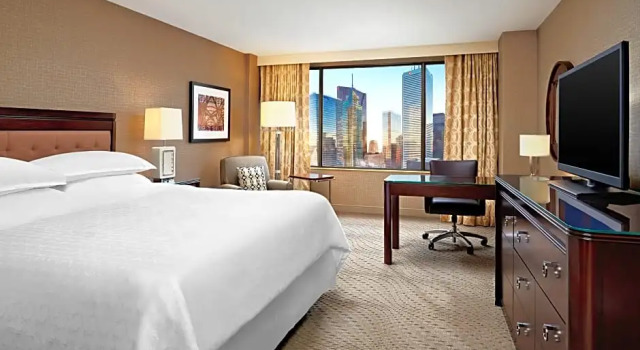 Номер Standard Sheraton Centre Toronto Hotel