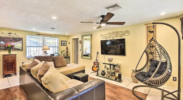 Коттедж Unique Nokomis Home ~ 2 Mi to Beach Access!
