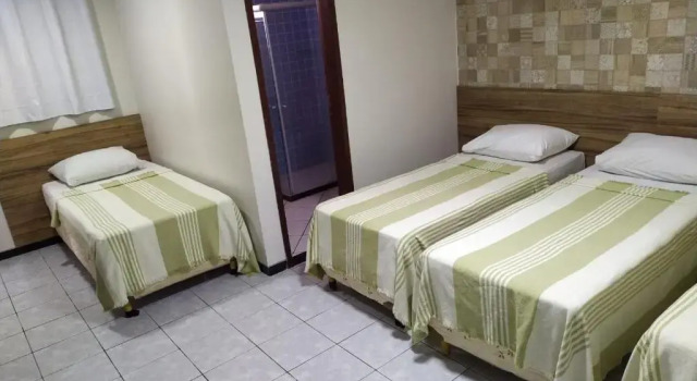 Четырёхместный номер Standard Hotel Campina Executivo
