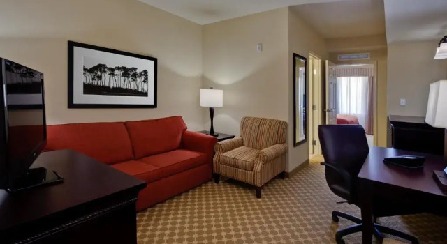 Двухместный люкс c 1 комнатой Country Inn & Suites by Radisson, Port Orange-Daytona, FL