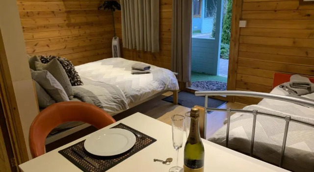 Southernwood - Garden Lodge 5, Забронировать Отель Отели в центре Дидкот, в центре
