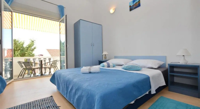 Студия Aurora apartments