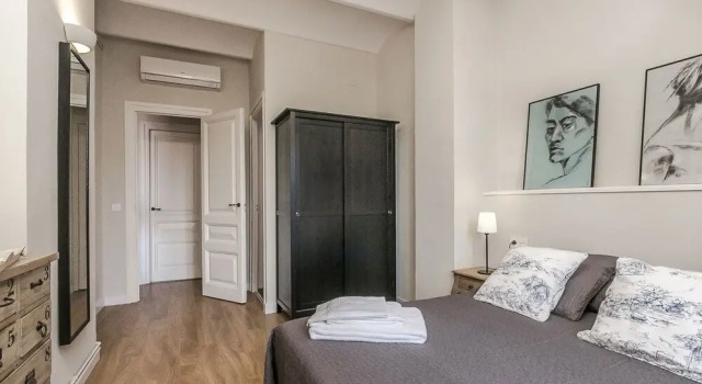 BCN Pau Claris Rocamora Apartments