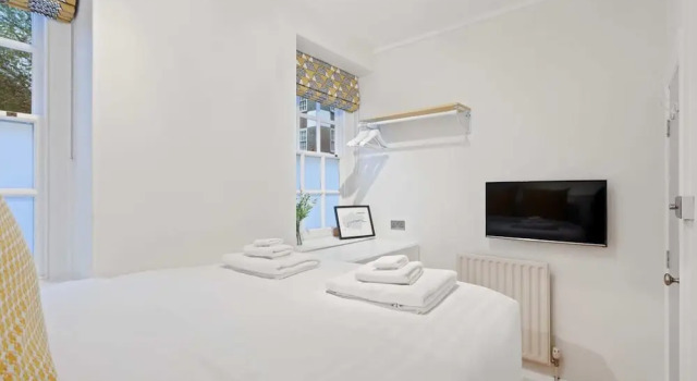Trendy 1 Bedroom Apartment in the Heart of London, Varaa Huoneisto Asunnot kohteessa Merseyside, Huoneisto