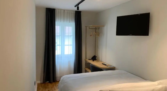 Номер Economy Bloom Hotel