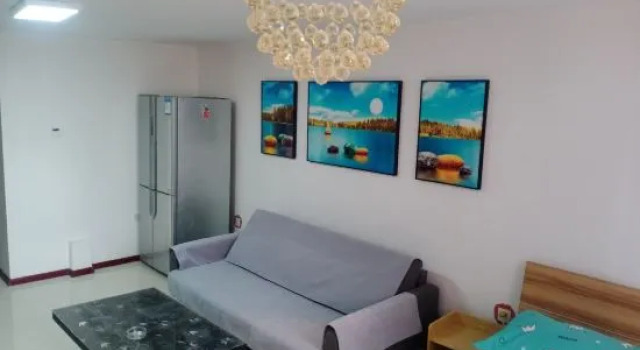 Yinfeng Daily Rental Apartment (Daqing Xinmart Branch)