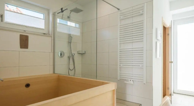 Feriendomizil im Luftkurort - Ferienhaus-Sauna-See -Entertainmentpaket, Забронировать Отель Бизнес-отели Краков-ам-Зе, 4* 5*