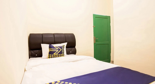 SPOT ON 2373 Executive Inn 2, Rezerwuj Hotel Medan Sumatra