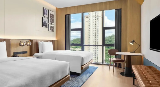 Four Points by Sheraton Guiyang Shilihetan