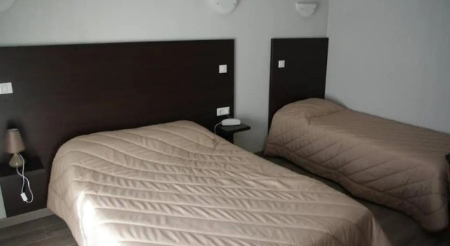 Süper üç kişilik oda Hotel de Bordeaux