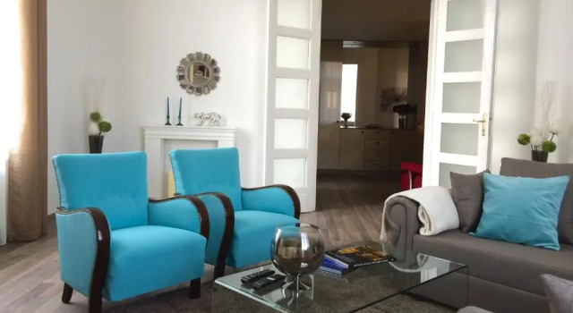 Hello Downtown Apartment - Eiffel, Забронировать Апартаменты/квартира 05. Внутренний город - Город Леопольда 