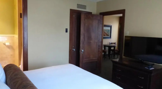 Люкс Deluxe Missouri Athletic Club