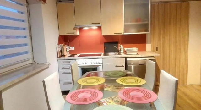 Коттедж с 2 комнатами Four Season Apartment Irene