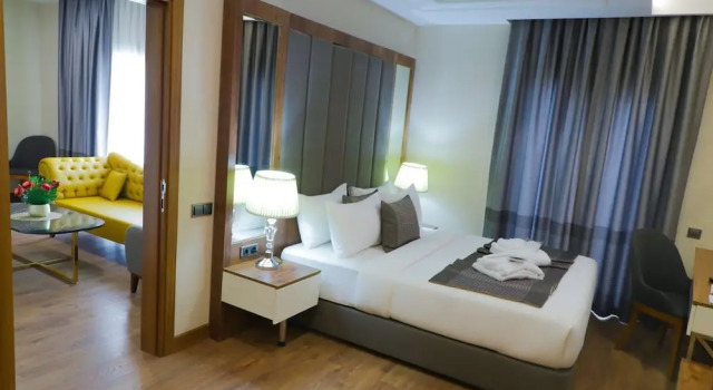 Студия United Hotel International
