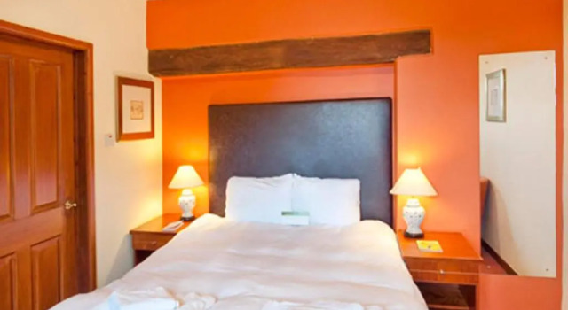 Двухместный номер Standard Hunters Hall Inn by Greene King Inns