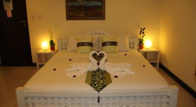 Chanisara Guest House, Забронировать Отель Карон Бич остров Пхукет