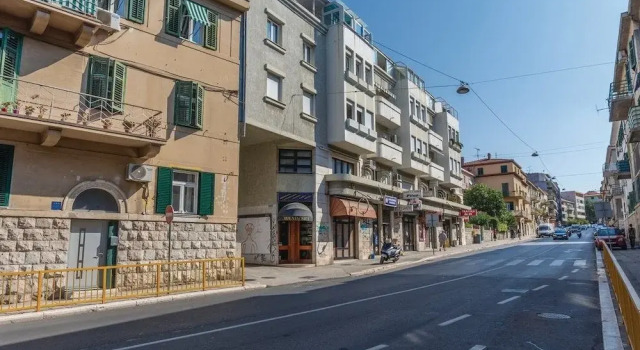Dino - Spacious Near City Centre - A1, Prenota Hotel Splitska 