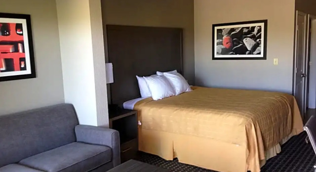 Standard Doppel Zimmer Scottish Inns & Suites