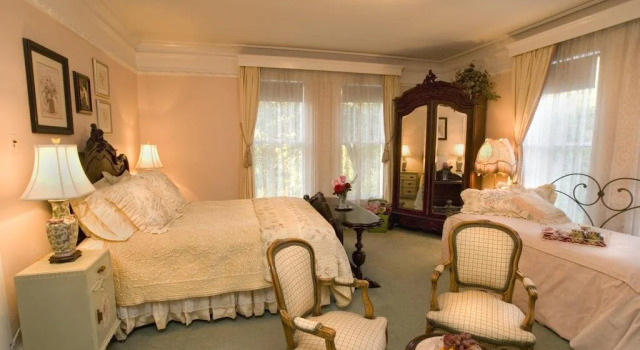 The Bissell House Bed and Breakfast, Брондау Таңертеңгі аспен бірге түндеу South Pasadena АҚШ