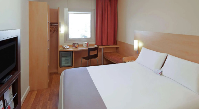 Двухместный номер Standard ibis Adana