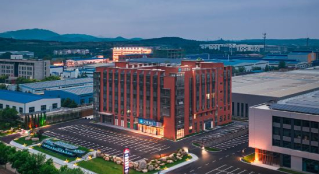 HanTing Hotel (Zibo Zichuan Normal College Shuangshan Road)