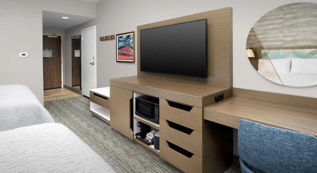 Четырёхместный номер Standard Hampton Inn Boston Logan Airport Chelsea