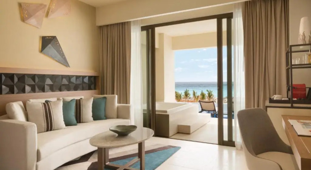 Двухместный номер Swim Up Turquoize Sky Master (только для взрослых) oceanfront Hyatt Ziva Cancun All-Inclusive