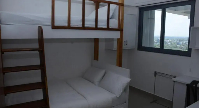 Entire 2 Bedroom Apartment with A/C, Забронировать Апартаменты/квартира Апартаменты Западной провинции, Апартаменты/квартира