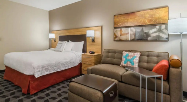 Люкс TownePlace Suites by Marriott Latham Albany Airport