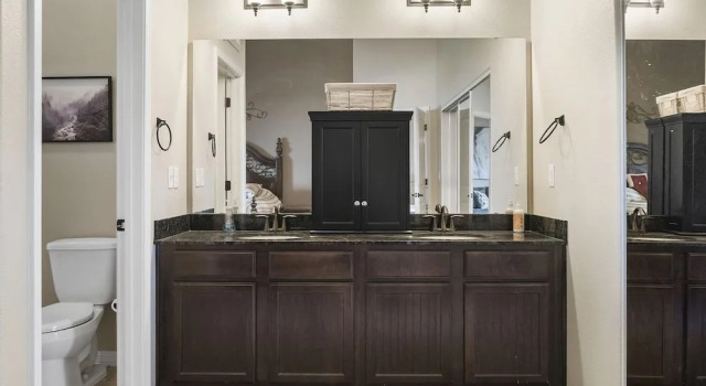 Happy Place Condo - Stunning Table Rock Lake Views, Забронировать Отель Отели Table Rock Lake с парковкой, Парковка