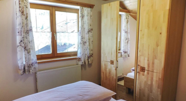 Beautiful Apartment in Dorfgastein With 2 Bedrooms and Wifi, Rezerwuj Apartament Hotele w Salzburg z parkingiem, Parking