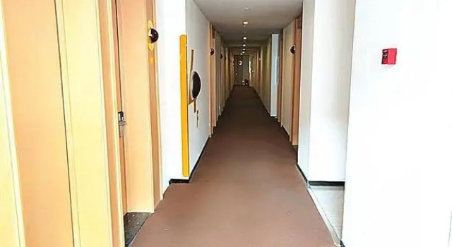 Iu Hotela Dalian Xinghai Square Xi An Road, Book Hotel Dalian 