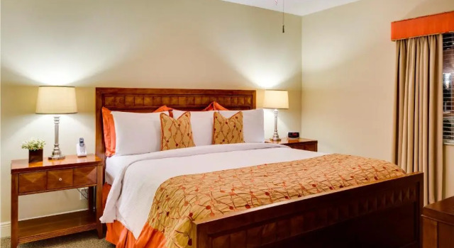 Люкс с 2 комнатами Sun Harbour Boutique Hotel