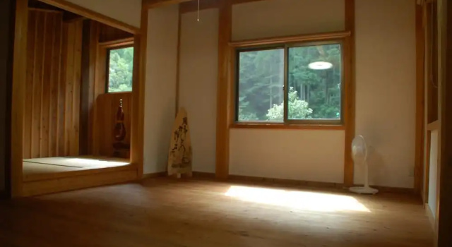Коттедж с балконом Guesthouse Mori No Eki