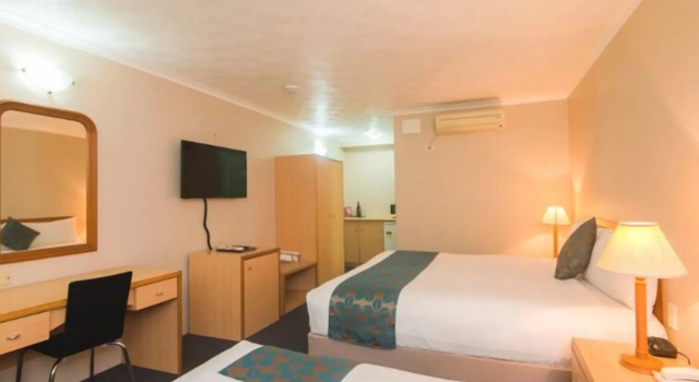 Harbour Sails Motor Inn, Boek Mini-hotel Hotels in Queensland met zwembad, Zwembad