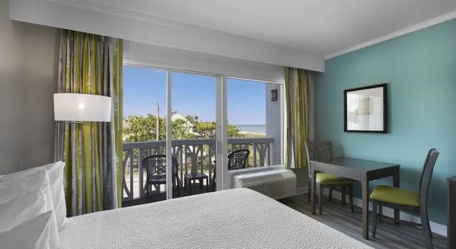 Номер Standard с видом на океан Caribbean Resort Myrtle Beach