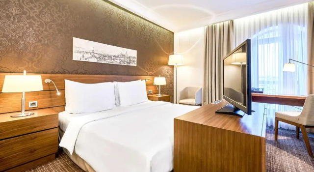 Двухместный номер Premium Отель Radisson Blu, Подол, центр Киева