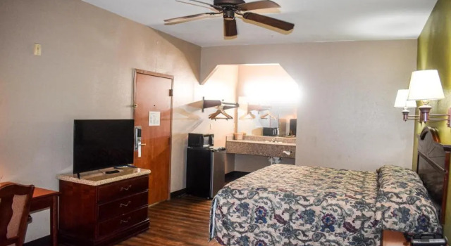 Номер Standard Americas Best Value Inn La Porte