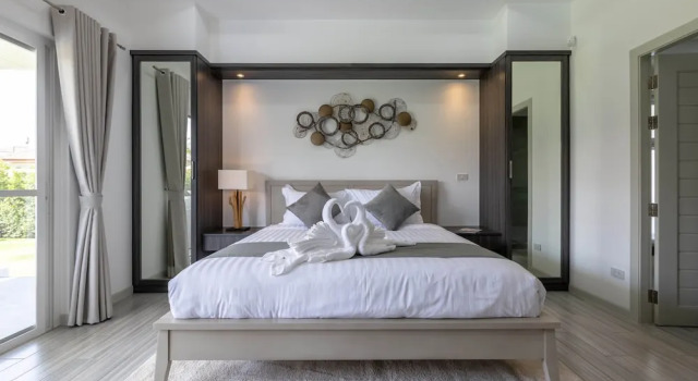 Modern 3 Bedroom Pool Villa MS24