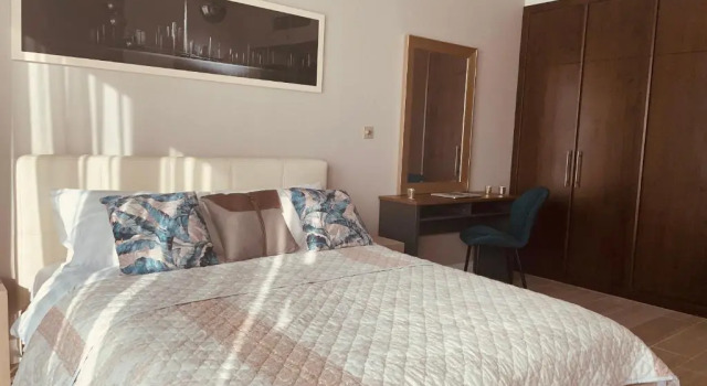 Студия Deluxe Luxury new apartment on the metro, facing Dubai marina.